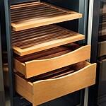 Humidor: Dotare interioară din lemn de cedru