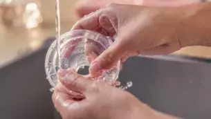 Uşor de curăţat şi asamblat