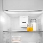 Iluminarea laterală LED pe ambele părţi