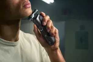 Până la 60 de minute de bărbierit fără fir la o încărcare completă