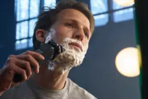 Bărbierit umed, uscat şi chiar sub duş